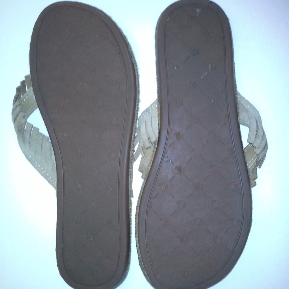 Womens Size 7 Sandals (2 pair) - Picture 6 of 6